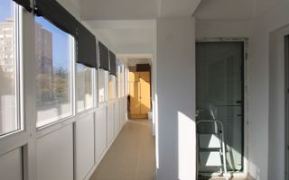 3 camere decomandate, balcon generos de 17 mp, bloc modernizat-Gh Lazăr - Poză 26