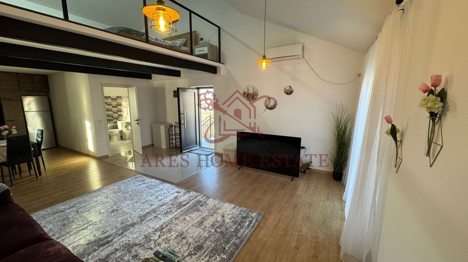 Apartament cu mezanin si curte privata. 2 locuri de parcare. - Poză 2