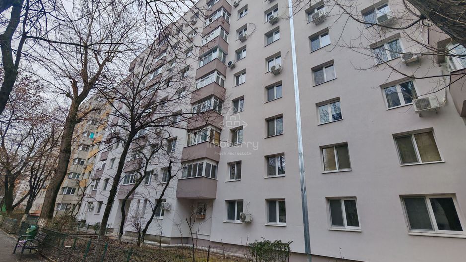Vanzare apartament doua camere, de renovat, zona Crangasi - Str Ceahlau - Poză 13