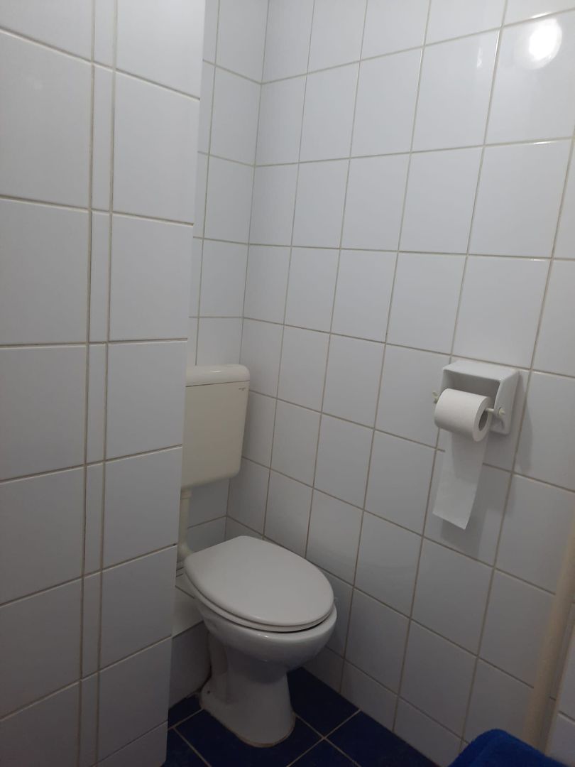 Apartament 3  cam Pta Centrala,et 4/7 - Poză 2