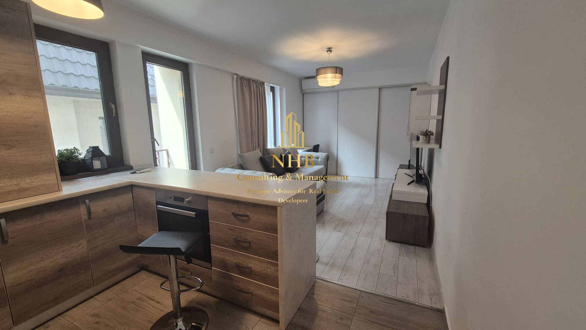 Apartament de 2 camere, centrala, complet mobilat - Pod Constanța - Poză 6