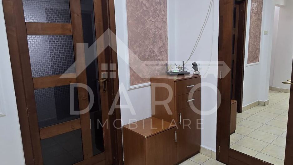 Închiriez apartament modern cu 3 camere, poziție centrala - Poză 6