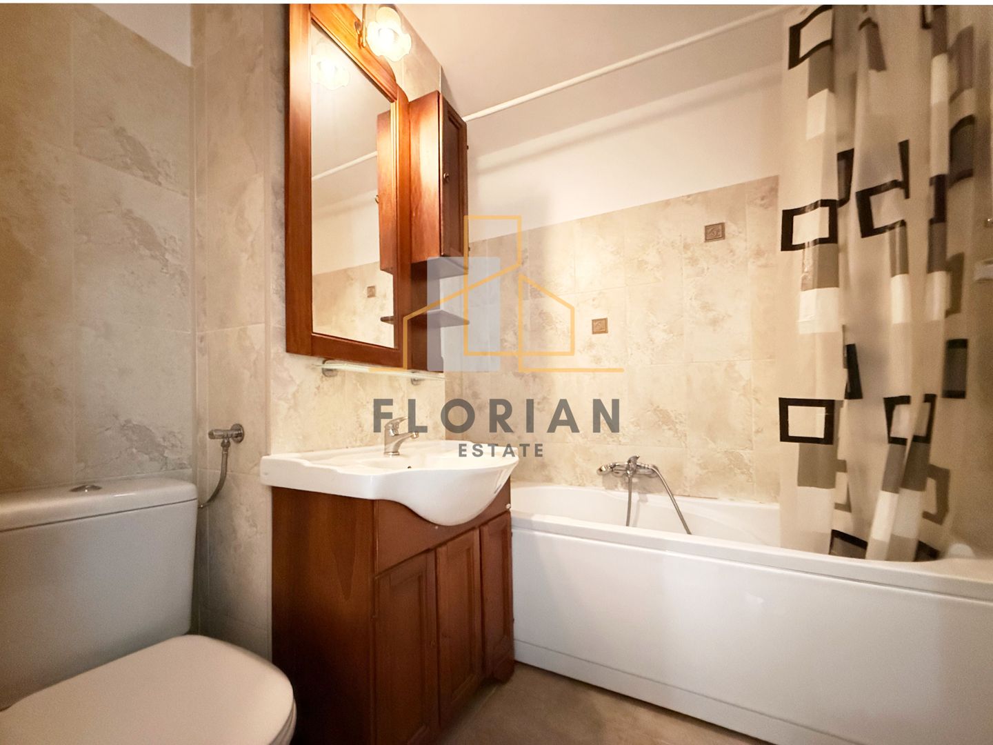 Apartament cu 3 camere, decomandat, 450 euro/ Calea Lipovei, Tm - Poză 3