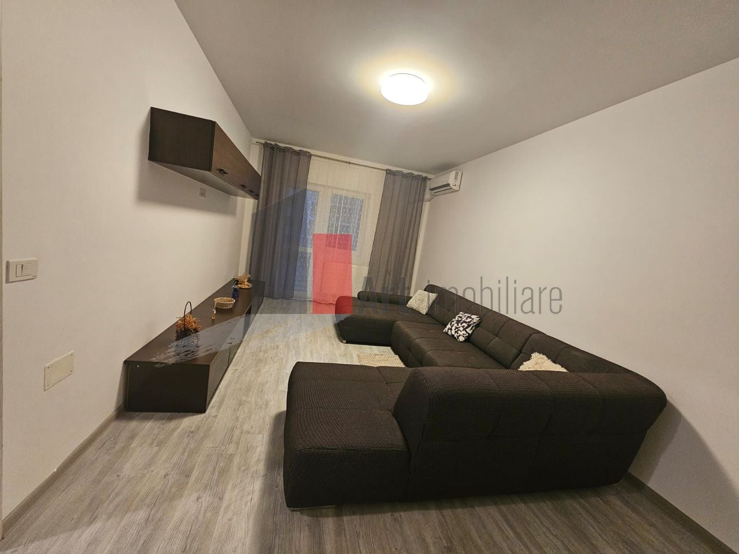Apartament cu 2 camere-Aparatorii Patriei-Metalurgiei-centrala+loc parcare - Poză 1