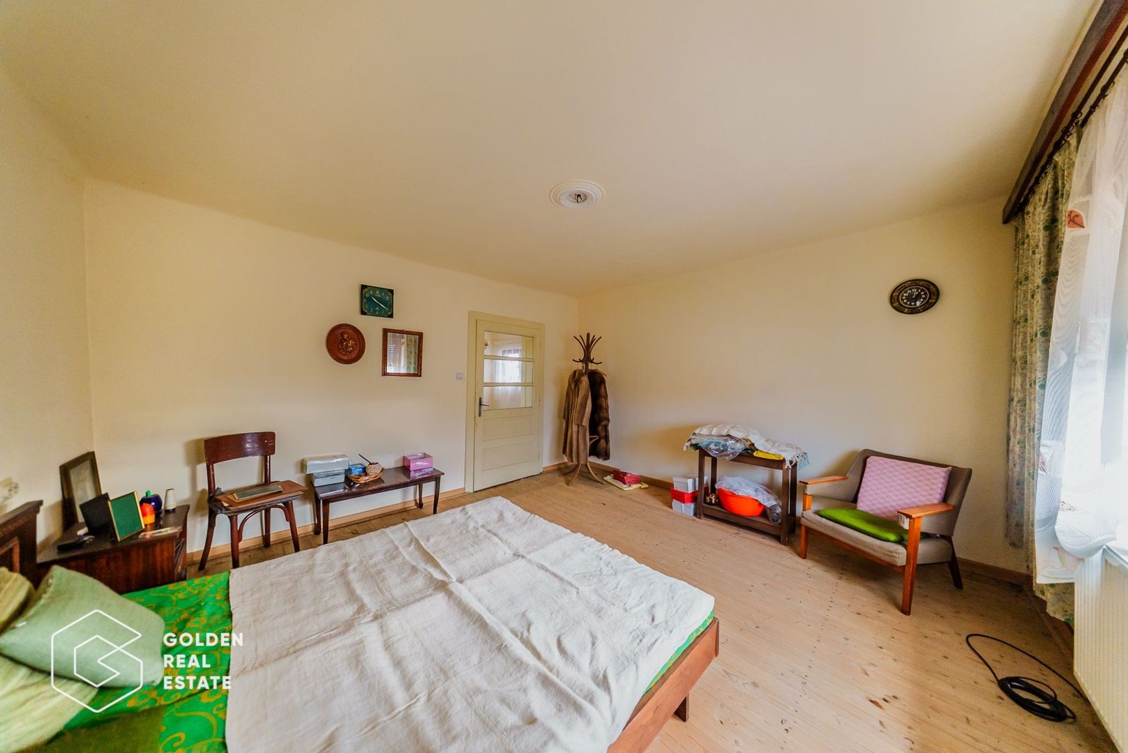 Casa in Ineu, cu teren de 1522 mp, comision 0% - Poză 12