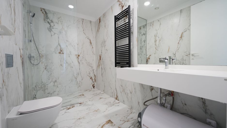 2 Camere + Parcare, terasa 40mp, One Lake Club - Poză 8