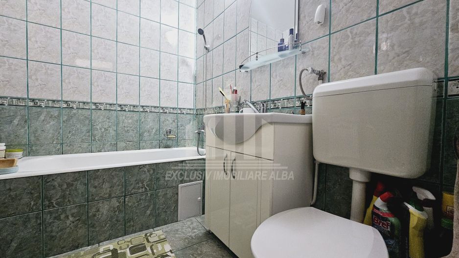 Apartament cu 2 camere decomandate, Cetate - Poză 6