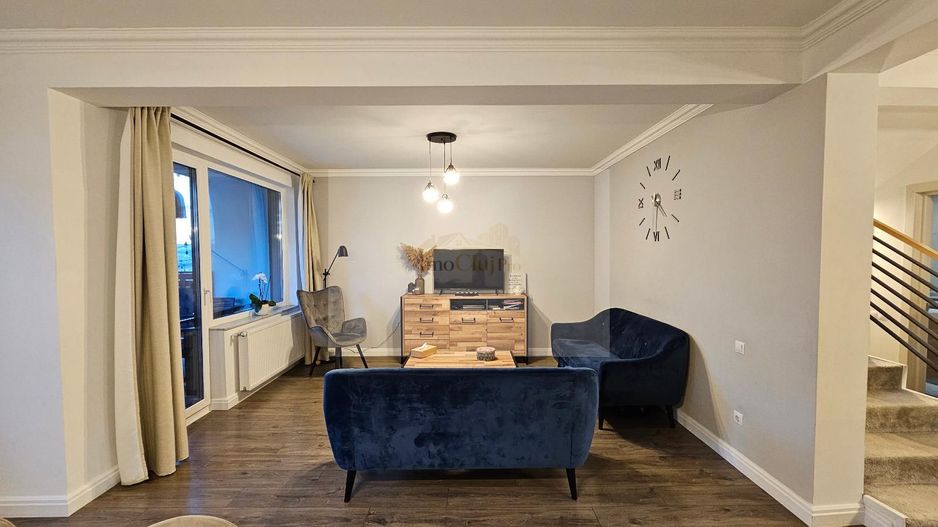 Casă spațioasă cu 4 camere și curte proprie – ideală pentru familie - Poză 3