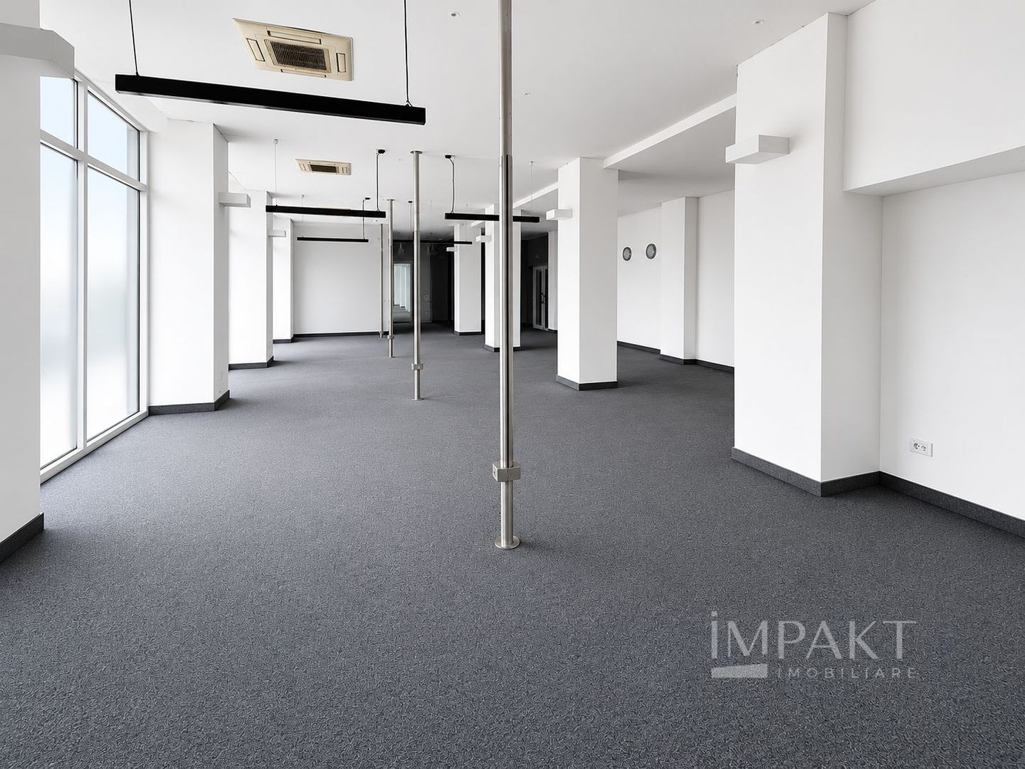 De închiriat spațiu comercial Piața Cipariu 500mp - Poză 1