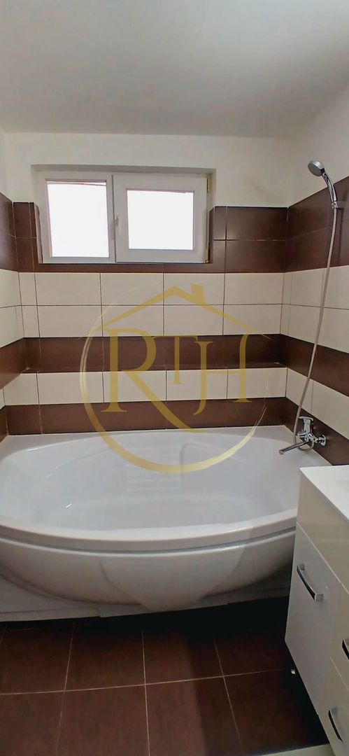 Oferim spre inchiriere un ap cu 3 camere nou in Girocului la mansarda! - Poză 15