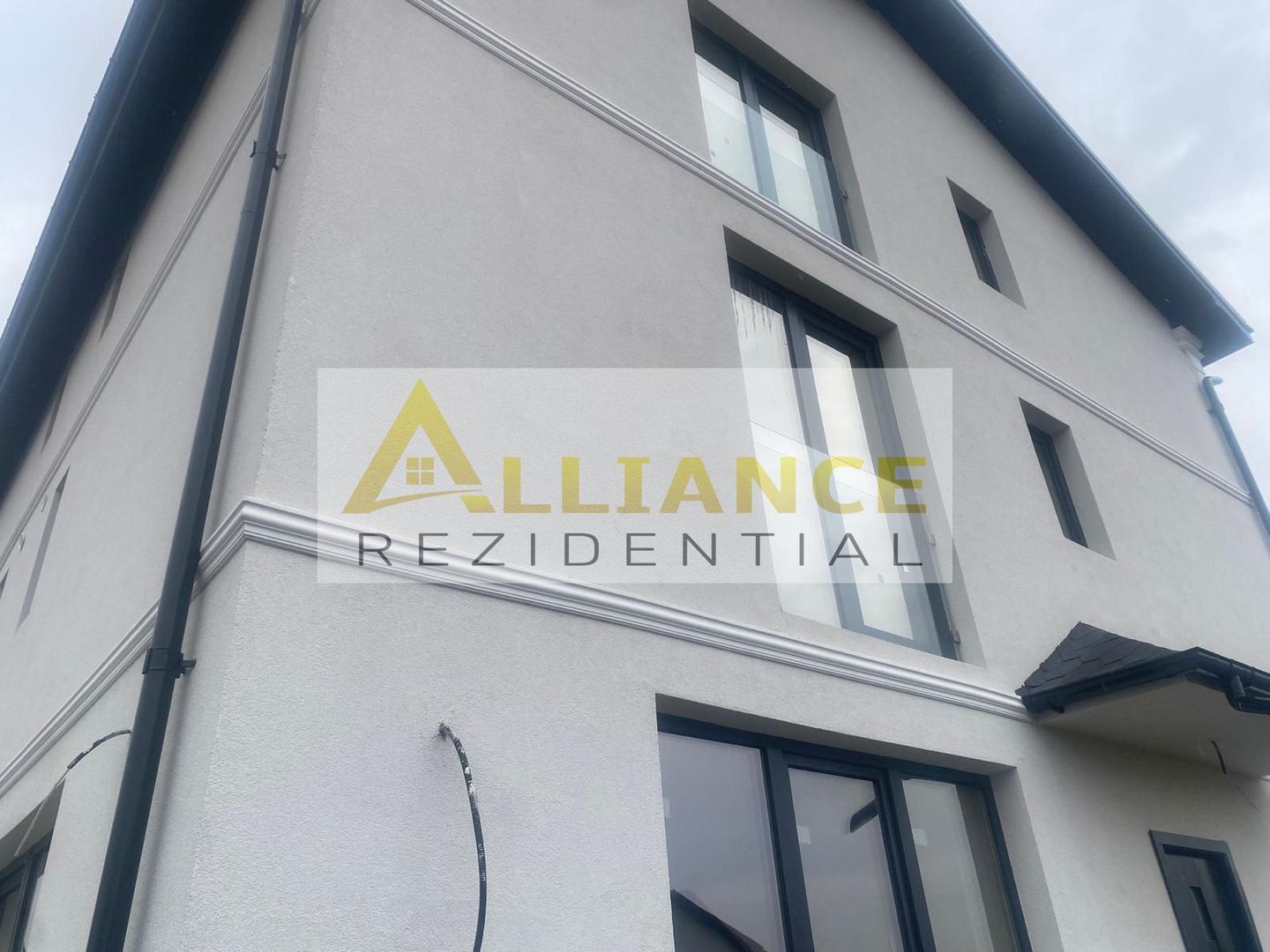 Cartier Alegria-Casa Tip Duplex-4 Camere-3 Bai - Poză 11