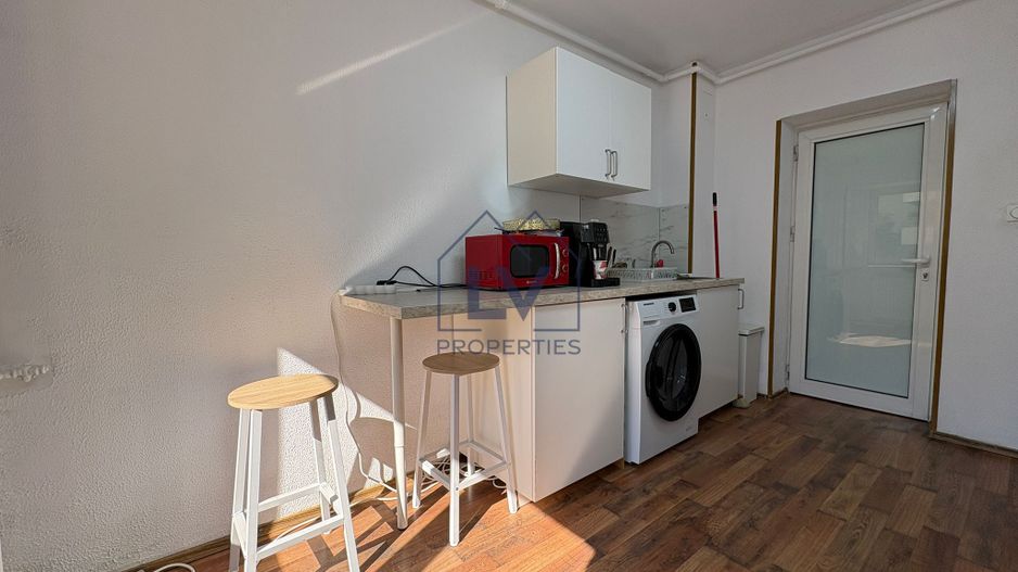 INCHIRIERE APARTAMENT 4 CAMERE | PIATA VICTORIEI - Poză 3