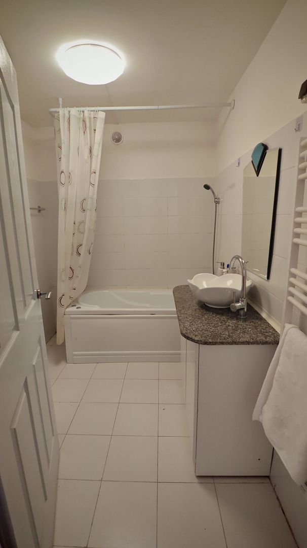 Studio situat in casa,mobilat, ASTRA 420 euro cu UTILITATI INCLUSE - Poză 6