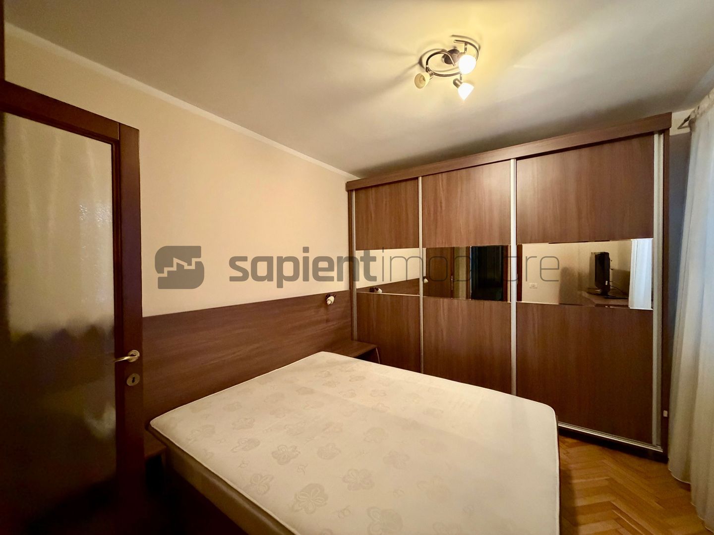 Apartament cu 3 camere | Piața Cetății – Centru Civic, Oradea - Poză 5