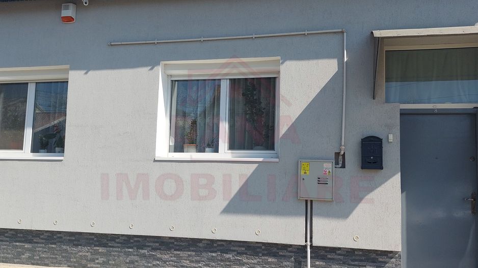 1\2 DUPLEX, DE VÂNZARE, 4 camere\CARANSEBEȘ\ ZONĂ CENTRALĂ\JUD.CS - Poză 2