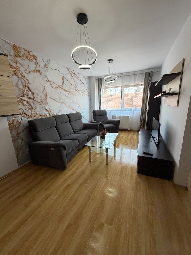 Apartament 3 camere cu parcare - Zona CENTRALA - Str Closca - Poză 2