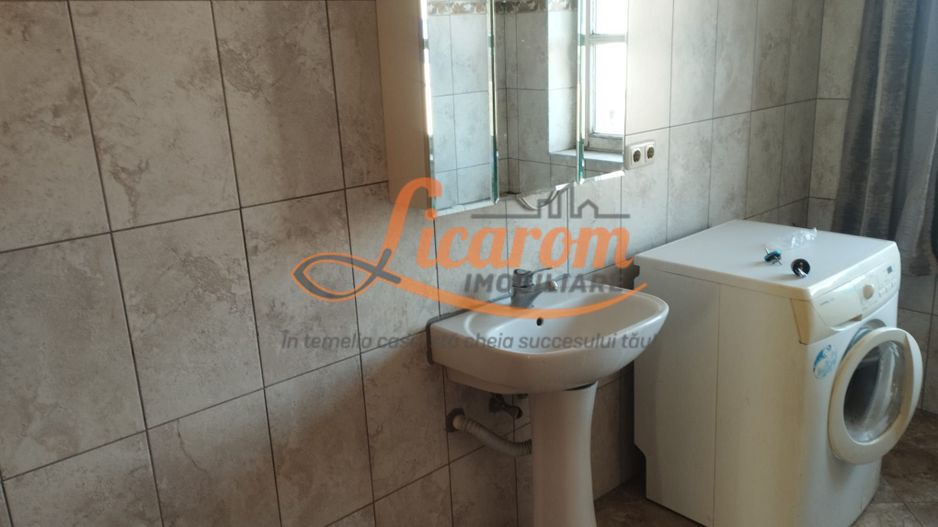 Apartament 3 camere Comuna Cristian,mobilat si utilat 430 euro. - Poză 5