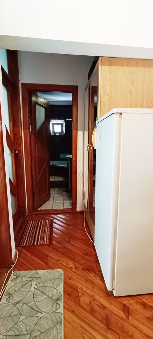 Apartament cu 3 camere decomandate,Carpatilor-Judetean - Poză 7