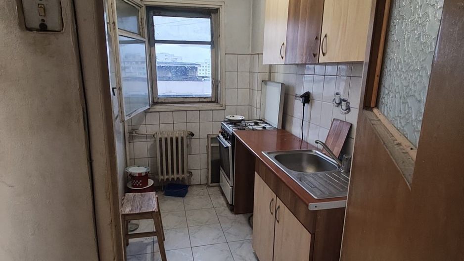 Vând garsonieră metrou Gorjului - Poză 4