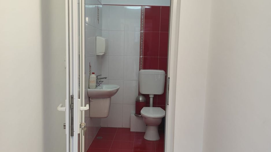 Cabinet stomatologic, echipat, modern, zona Lacu Rosu, Oradea, VANZARE - Poză 12
