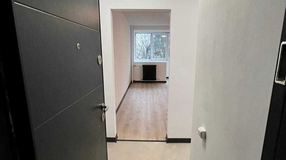 Vanzare apartament 2 camere Zona Drumul Taberei - Poză 2