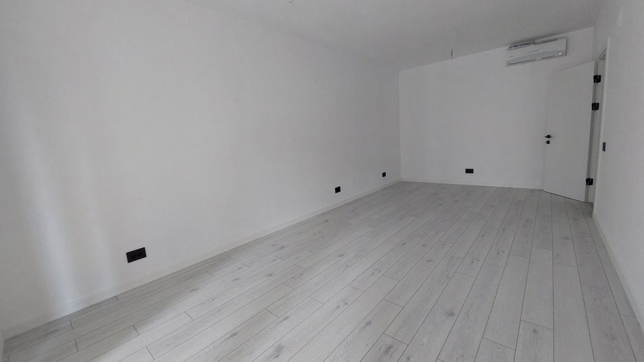 APROAPE metrou Berceni 2 cam decomandat 93500 E - Poză 4