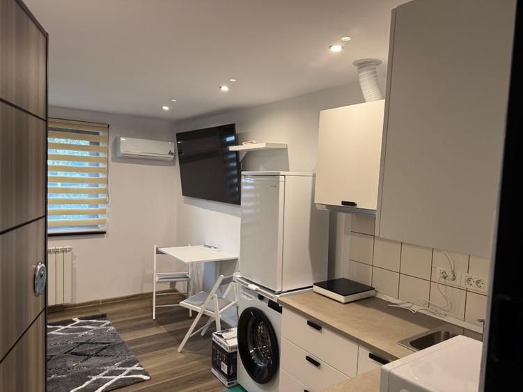 Soarelui-Cerna | 1 Camera | Recent renovata | Etaj 2 | Mobilat si Utilat - Poză 3