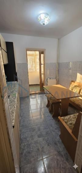 Apartament de vânzare, suprafață utila 60pm, cu 3 camere decomandat Pascani - Poză 13