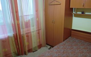 OFERTA! Apartament cu 3 camere, etaj 2/4 –Cartier Unirii - Poză 2