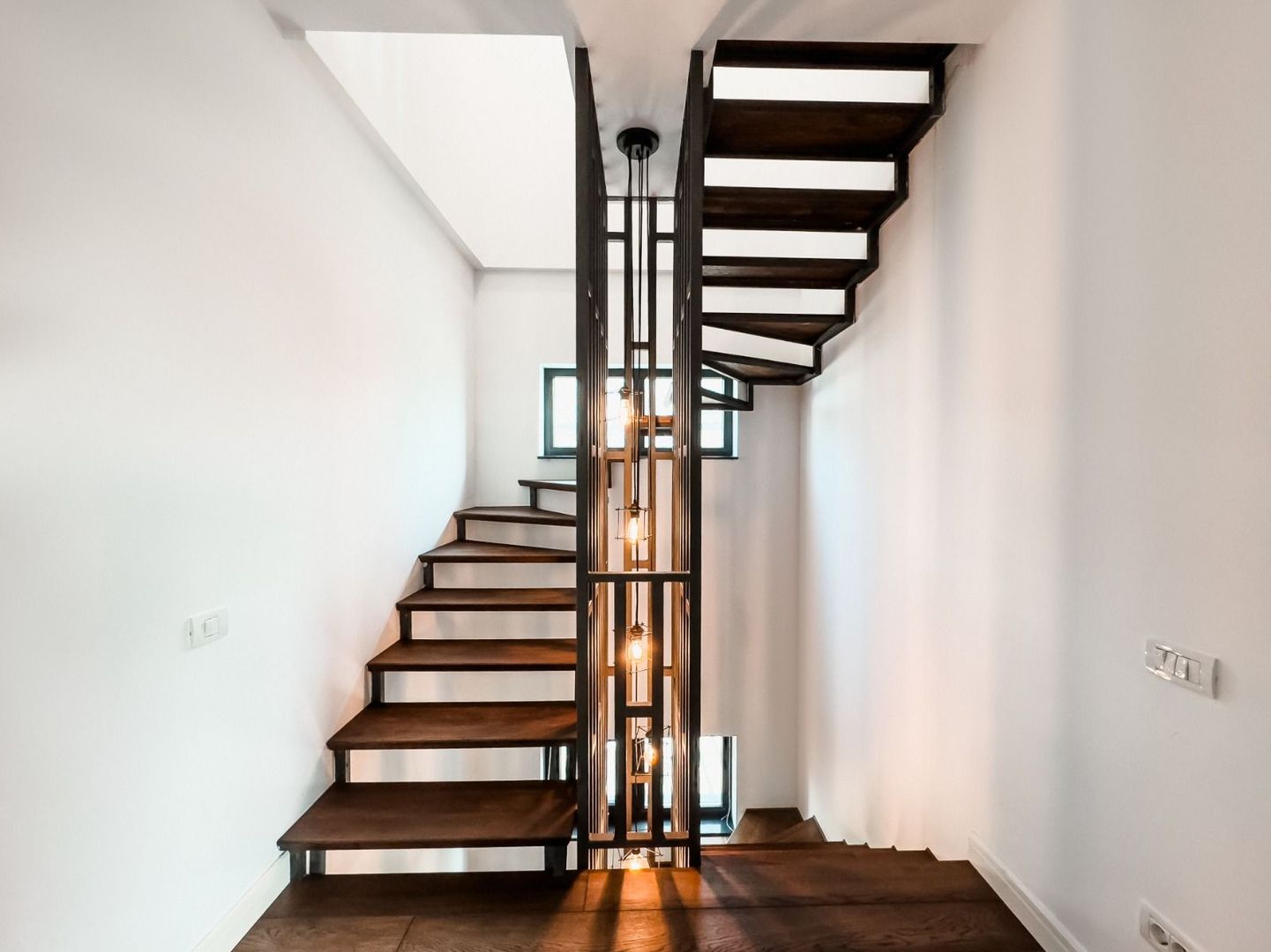 Vila moderna I Tunari - Poză 32