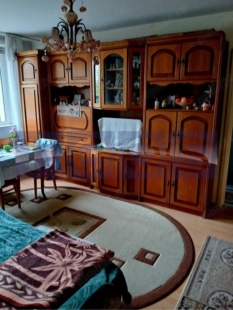 VANZARE 3 CAMERE ZONA PARK LAKE | SECTOR 3 | PIATA RAMNICU SARAT | - Poză 1