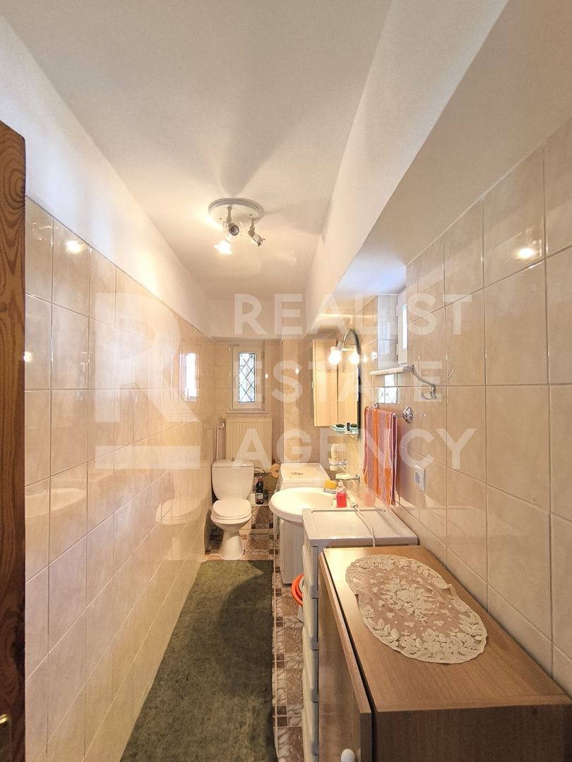 Casă de vânzare în Bran – la 1,5 km de Castelul Bran - Poză 8