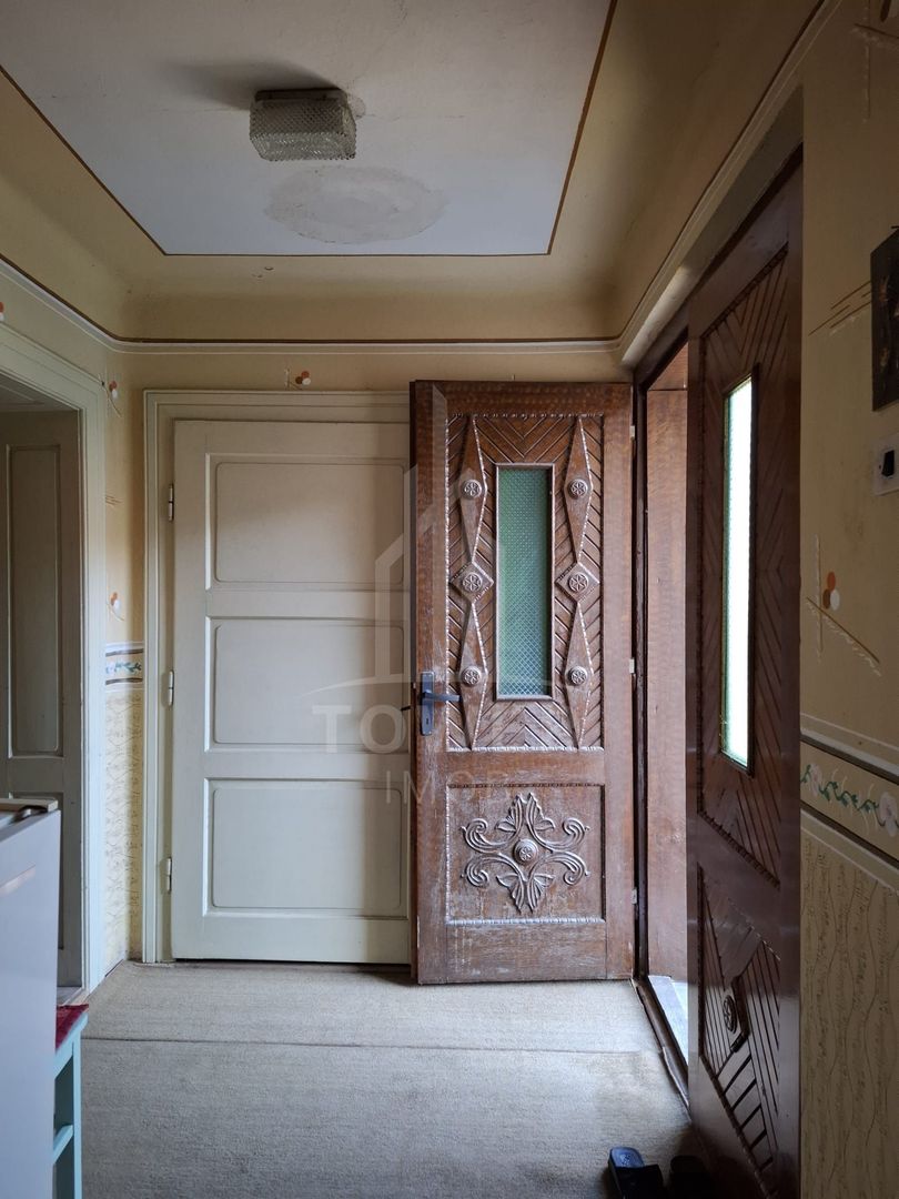 Casă tradițională de vânzare în Fântânele- vedere superba spre munti - Poză 2