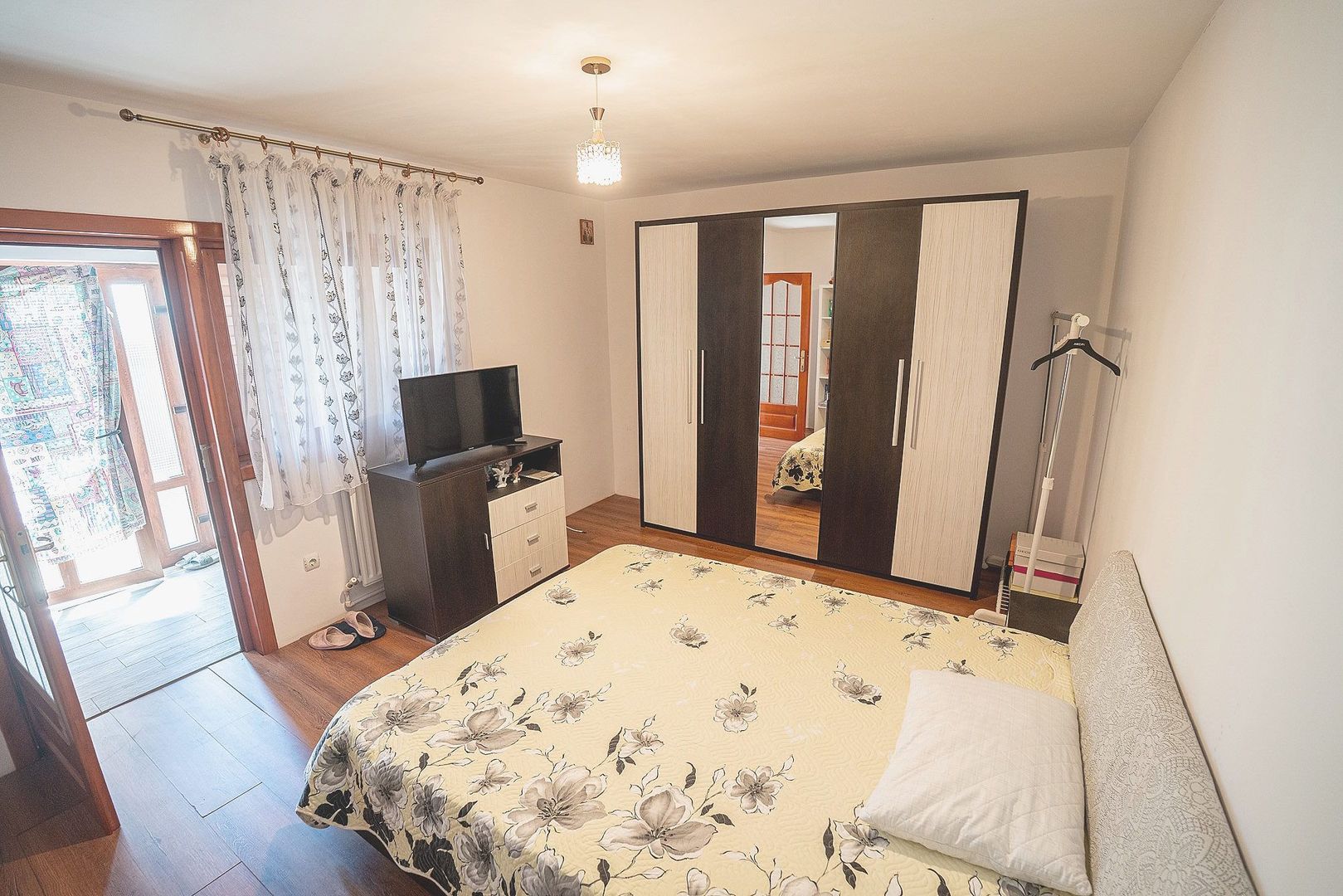 Casă 3 camere, 368mp teren, supr. utila 90mp, pe str. Focșa din Tecuci - Poză 6