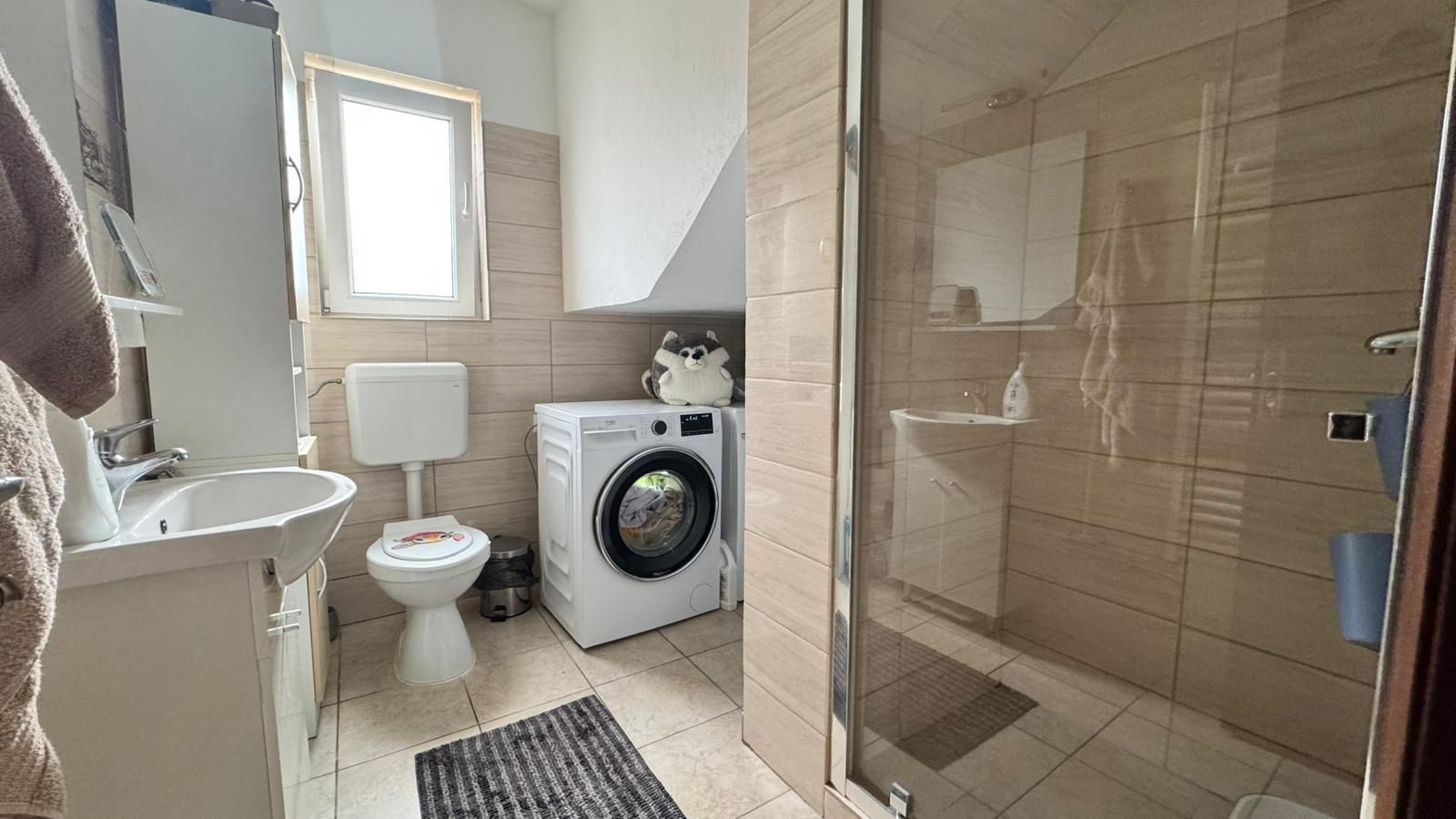 COMISION 0% | Duplex Mobilat Cu 4 Camere | Giroc | 90 mp | Teren 200mp - Poză 8