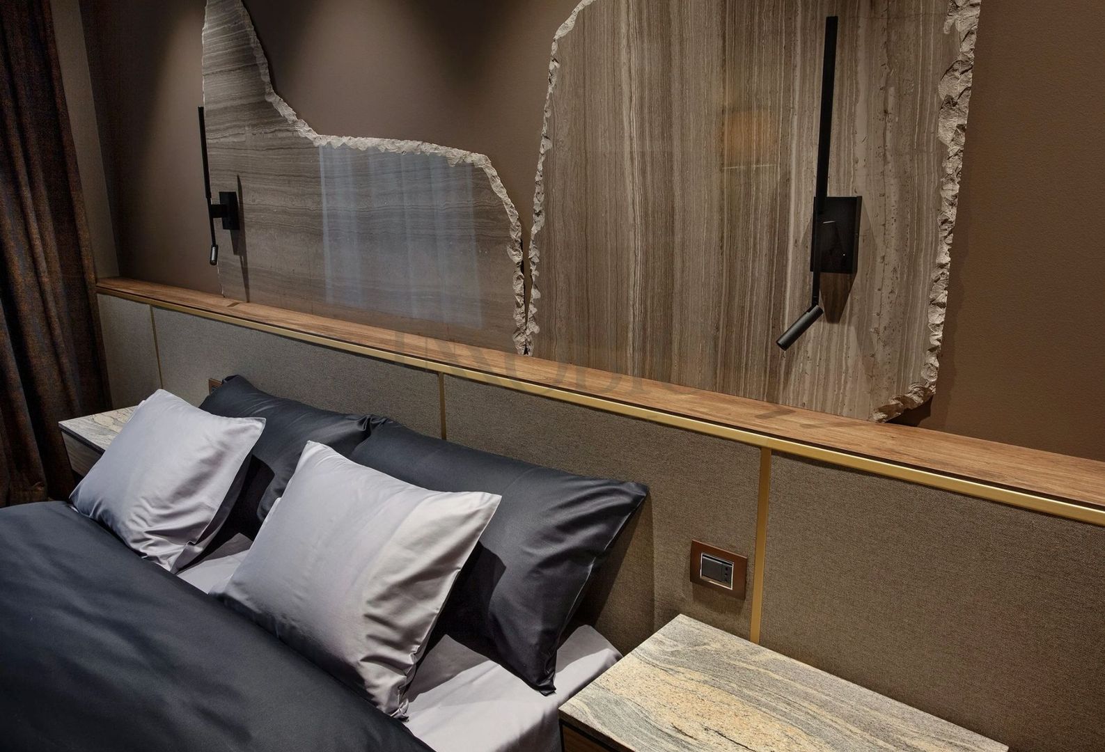 Full Service Apartment | 2 Bedrooms | Parking | Concierge - Poză 6