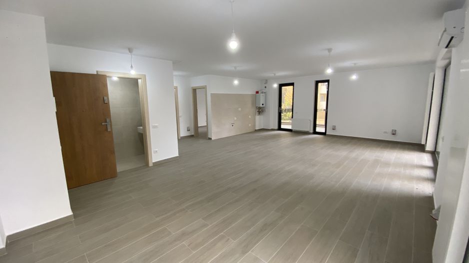 Spațiu comercial / Birouri de închiriat în Urban Plaza | Predare imediată - Poză 2