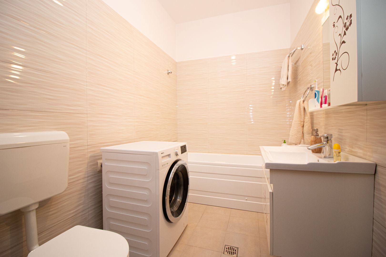 Apartament de vanzare 3 camere Cartierul Latin Prelungire Ghencea - Poză 16