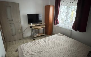 Apartament decomandat 3 camere - 80 mp - Valea Lupului - 360€ - Poză 2