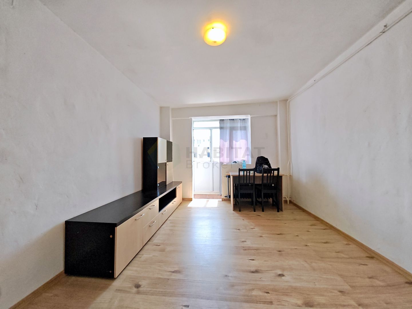 OPORTUNITATE, Apartament 2 camere la preț de garsonieră! - Poză 1