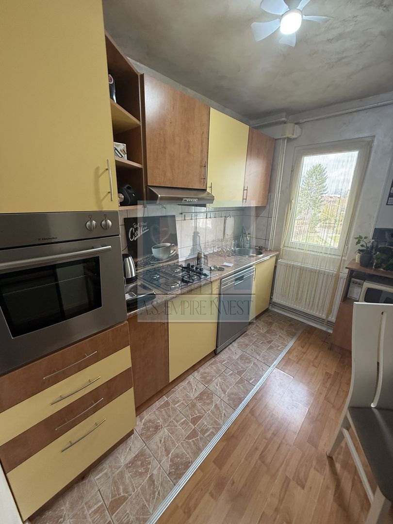 Apartament 3 camere, etj. 2/4, mobilat & utilat-zona Astra - Poză 6