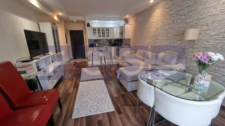 VANZARE 2 CAMERE COSMOPOLIS | VEDERE PISCINA | PARCARE INCLUSA | - Poză 2