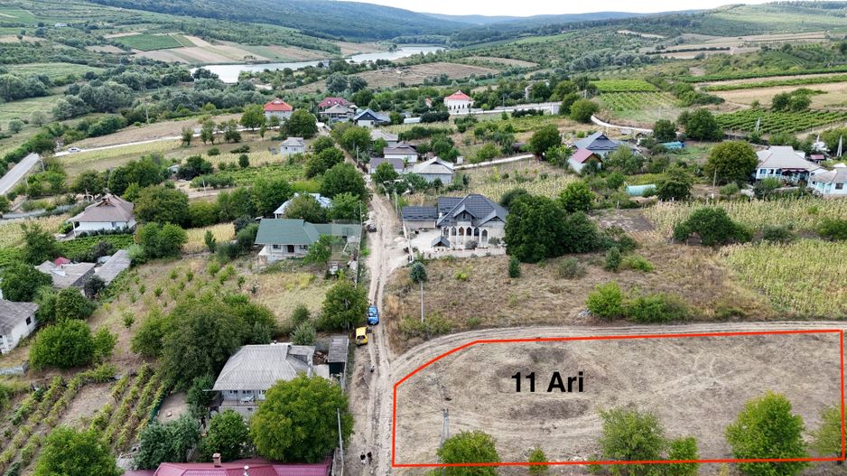 Teren pentru construcții – 11 ari în Scoreni, r-nul Strășeni - Poză 1