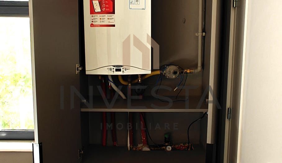 Locuință deosebită în Centru – apartament la casă, curte proprie! - Poză 4