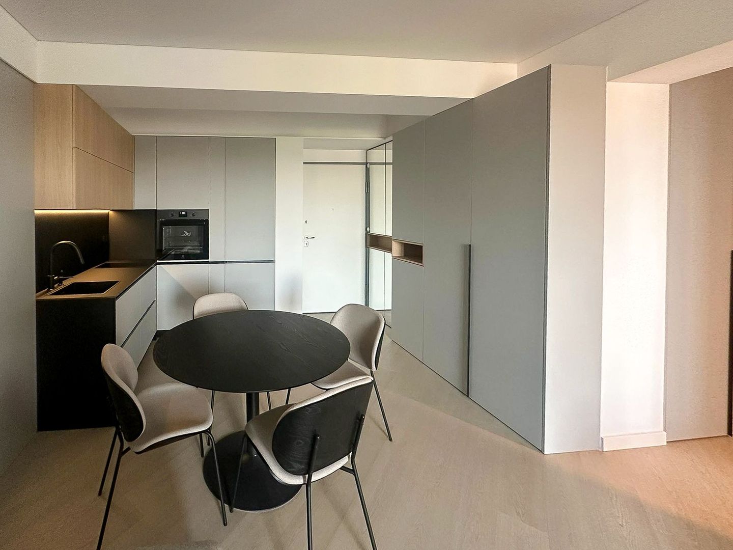 Chirie apartament 2 camere I Cortina North I  vedere liberă - Poză 8