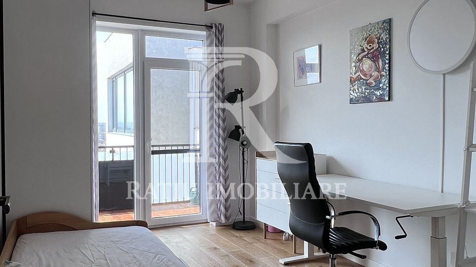 Penthouse cu Design Eclectic | Central | Panoramă Unică | Oradea - Poză 15