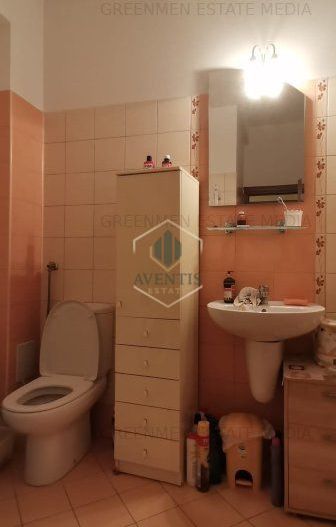 Inchiriere apartament 3 camere in vila, semidecomandat - Poză 9