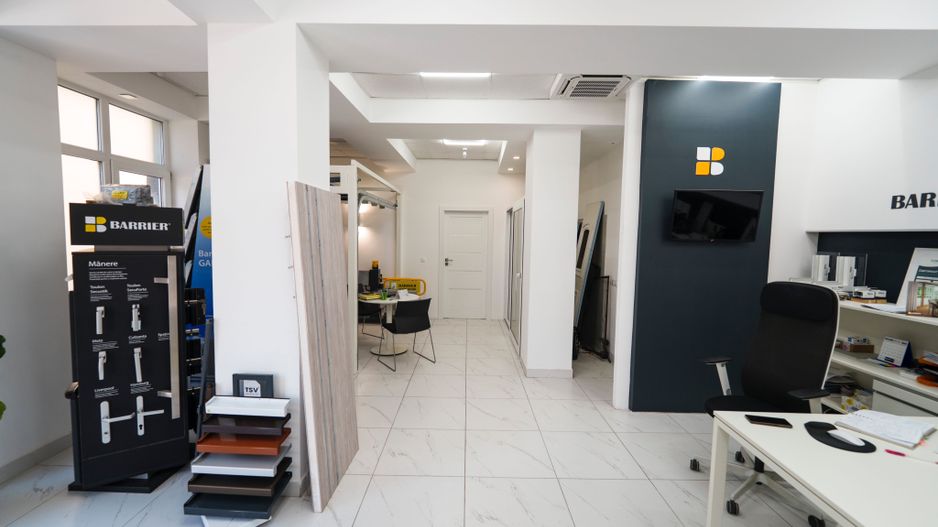 Spatiu comercial de vanzare - Amaradia - Poză 4