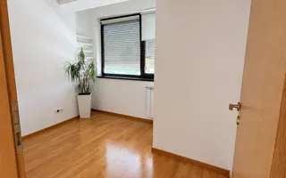 Apartament cu 4 camere de închiriat | Imobil intim | Parcare subterană - Poză 17