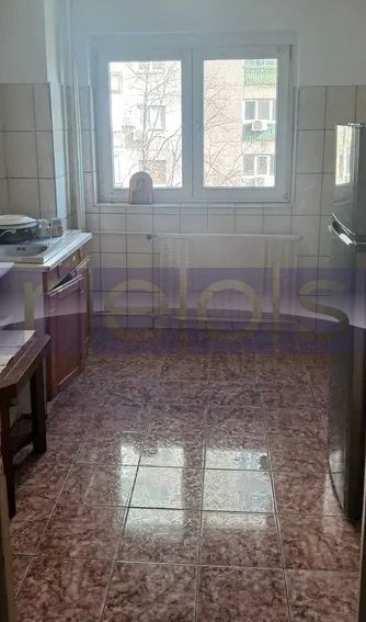 OFERTĂ EXCELENTĂ! 3 CAMERE, 70 MP, 2 BĂI, BALCON – ZONA GHENCEA - Poză 4